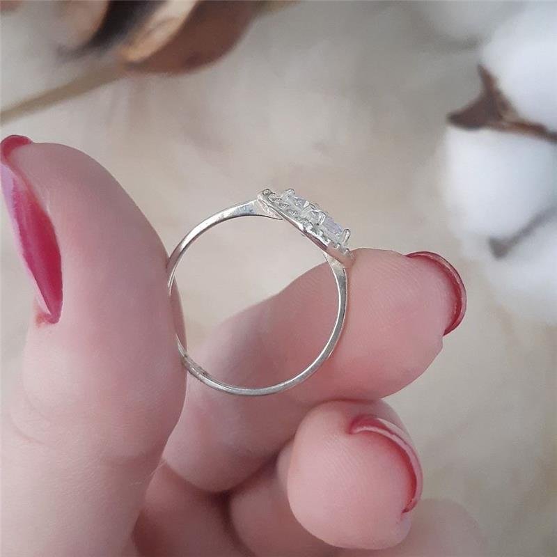 ANEL PRATA 925 SOLITÁRIO LOSANGO CRAVEJADO