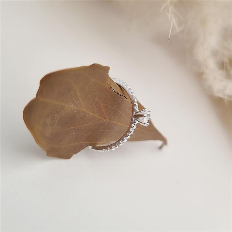 ANEL PRATA 925 SOLITÁRIO NOIVADO LATERAIS CRAVEJADAS