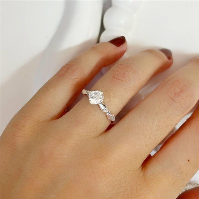 ANEL PRATA 925 SOLITÁRIO ZIRCÔNIA DETALHES LATERAIS MICROZIRCÔNIAS 