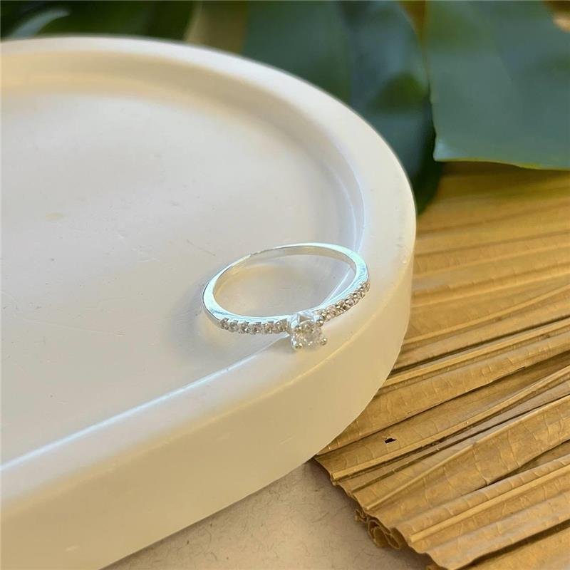 ANEL PRATA 925 SOLITÁRIO ZIRCÔNIA MAIOR MICROZIRCÔNIAS NAS LATERAIS
