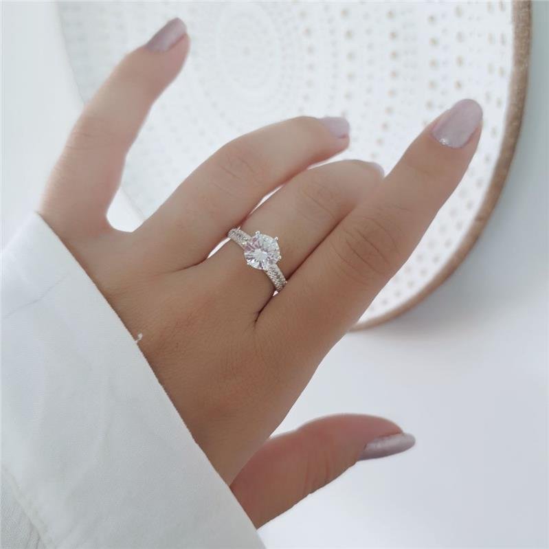 ANEL PRATA 925 SOLITÁRIO ZIRCÔNIAS LATERAIS