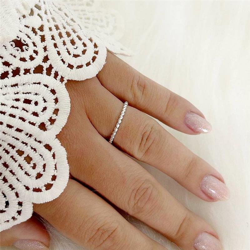 ANEL PRATA 925 TORCIDO MEIO ARO