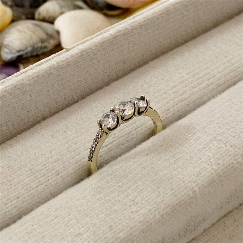 ANEL PRATA 925 TRÊS PEDRAS CENTRAIS