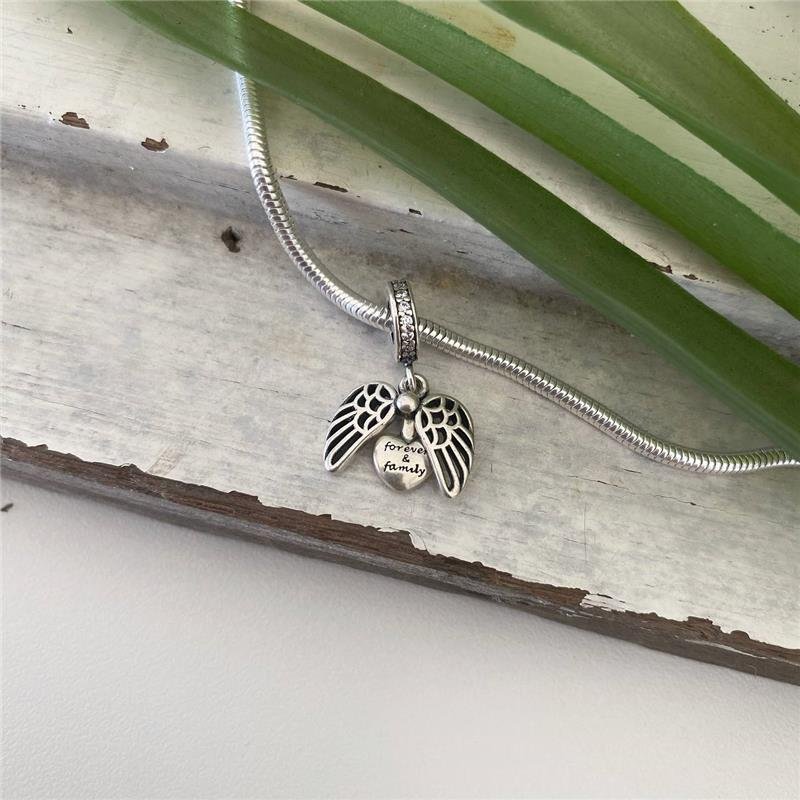 BERLOQUE PRATA 925 ASA COM CORAÇÃO FAMÍLIA 