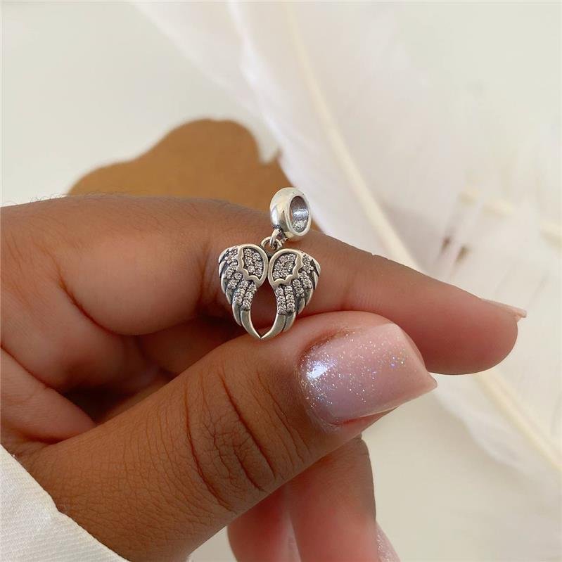 BERLOQUE PRATA 925 ASAS COM PEDRA