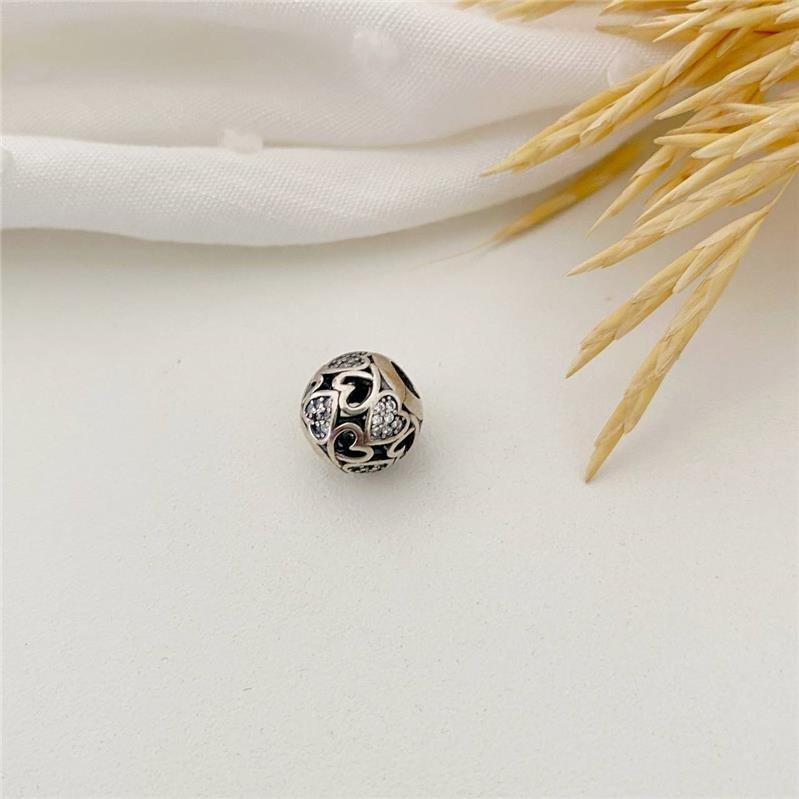 BERLOQUE PRATA 925 BOLA CORAÇÕES CRAVEJADO