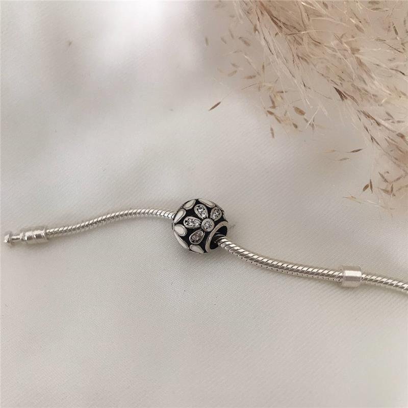 BERLOQUE PRATA 925 BOLA FLOR BRANCA