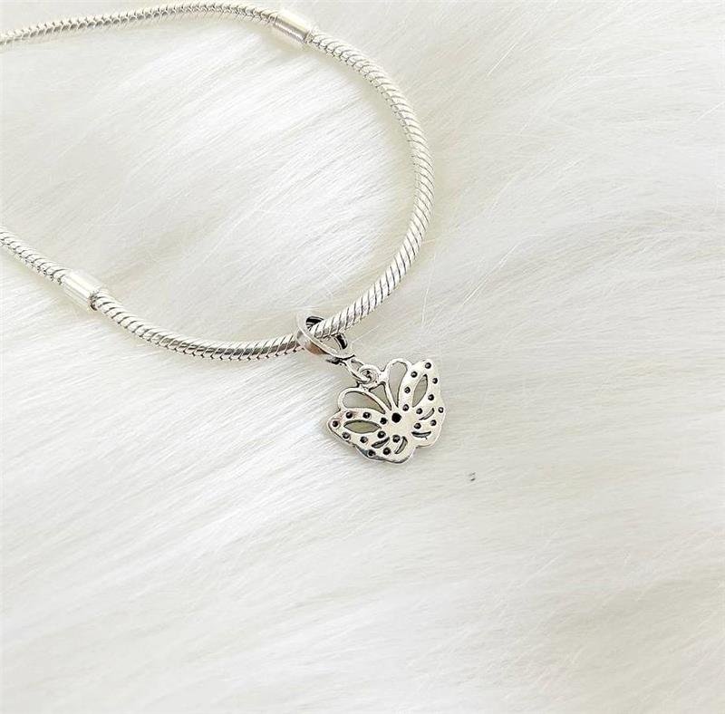 BERLOQUE PRATA 925 BORBOLETA VAZADA CRAVEJADA