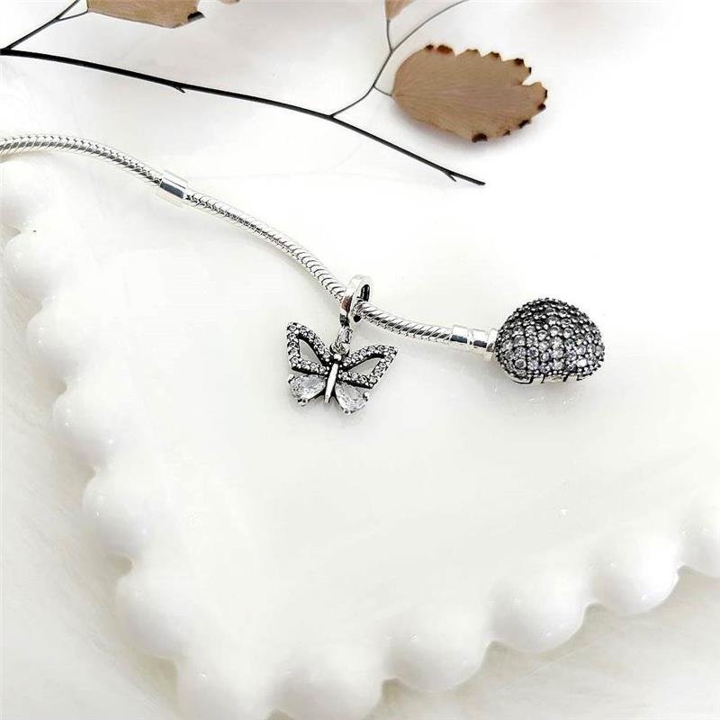 BERLOQUE PRATA 925 BORBOLETA VAZADA CRAVEJADA