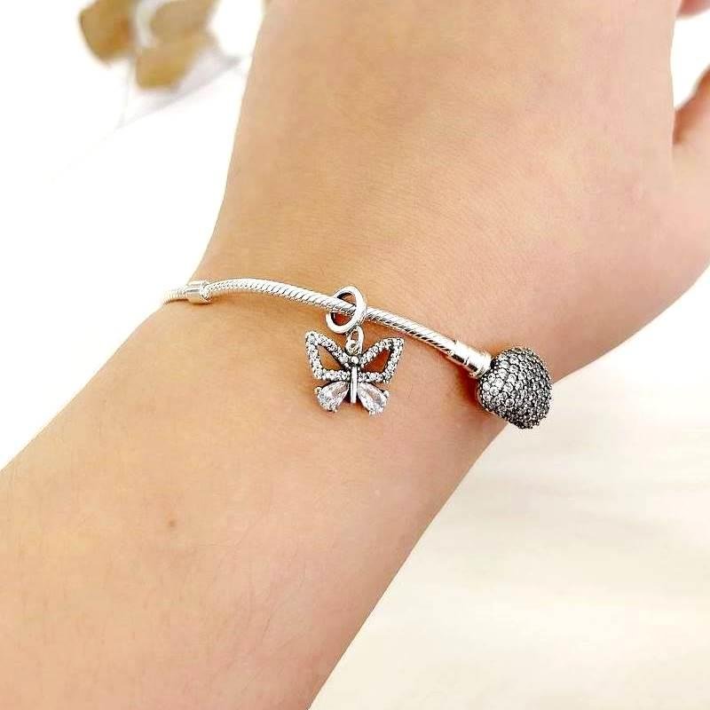 BERLOQUE PRATA 925 BORBOLETA VAZADA CRAVEJADA