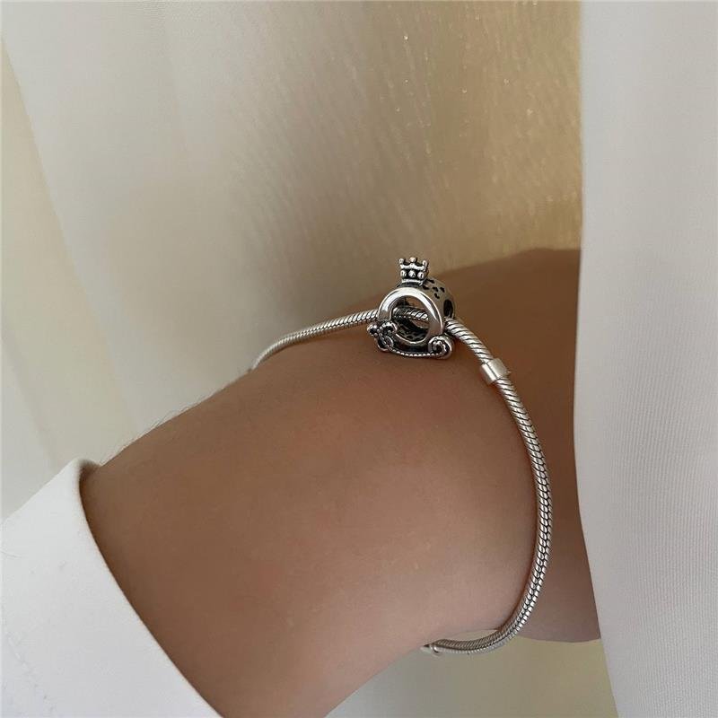 BERLOQUE PRATA 925 CARRUAGEM REDONDA COM COROA 