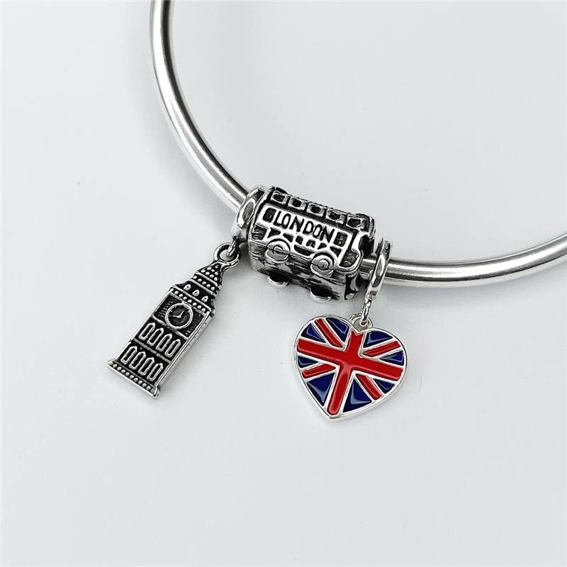 BERLOQUE PRATA 925 CORAÇÃO BANDEIRA INGLATERRA