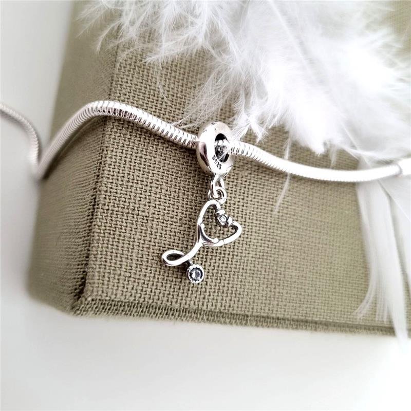 BERLOQUE PRATA 925 ESTETOSCÓPIO CRAVEJADO