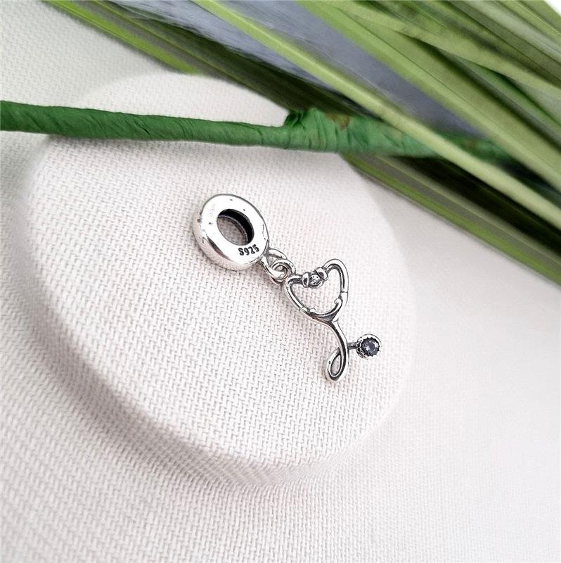 BERLOQUE PRATA 925 ESTETOSCÓPIO CRAVEJADO