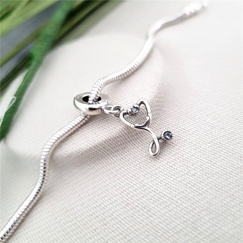 BERLOQUE PRATA 925 ESTETOSCÓPIO CRAVEJADO