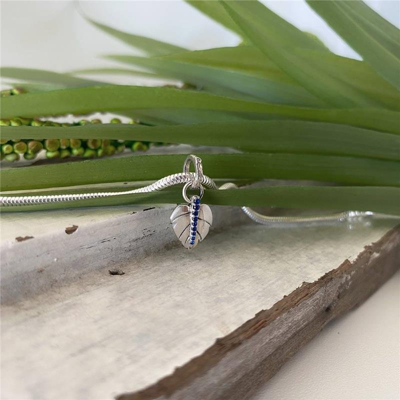 BERLOQUE PRATA 925 FOLHA COM PEDRA