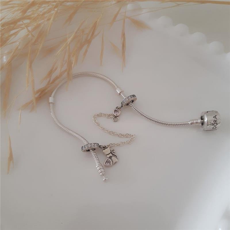 BERLOQUE PRATA 925 GATINHO E CORAÇÃO COM CORRENTINHA 