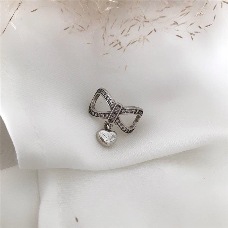 BERLOQUE PRATA 925 LAÇO COM CORAÇÃO