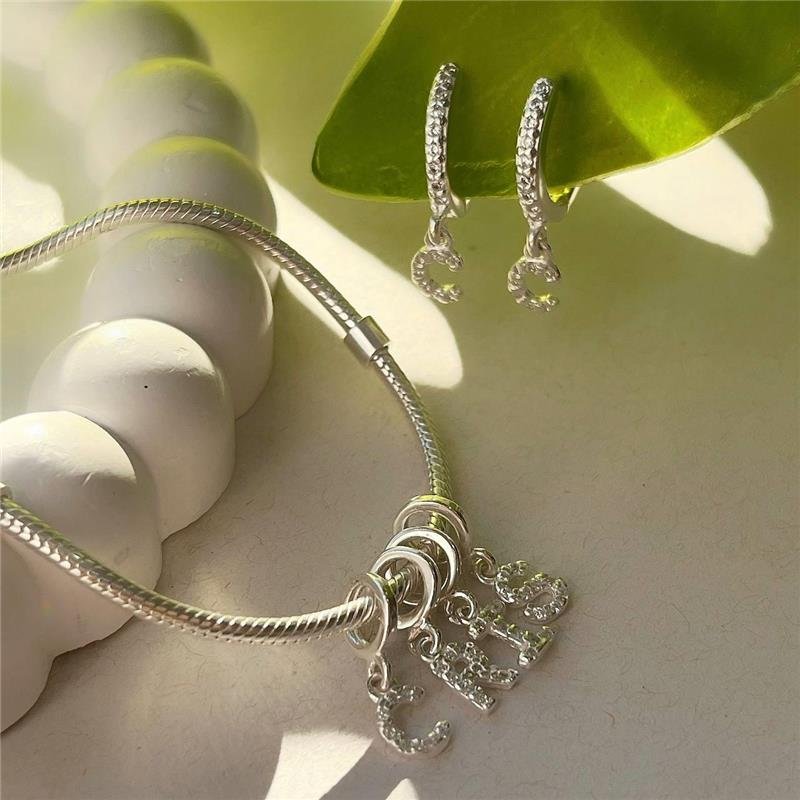 BERLOQUE PRATA 925 LETRAS CRAVEJADAS MICROZIRCÔNIAS