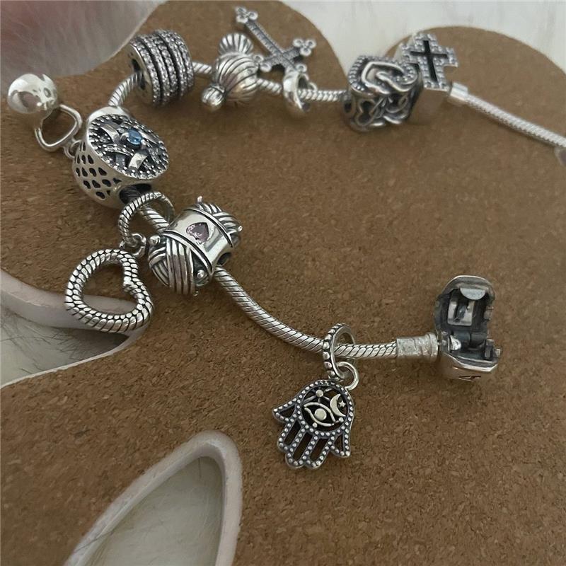 BERLOQUE PRATA 925 MÃO DE FÁTIMA TRABALHADO