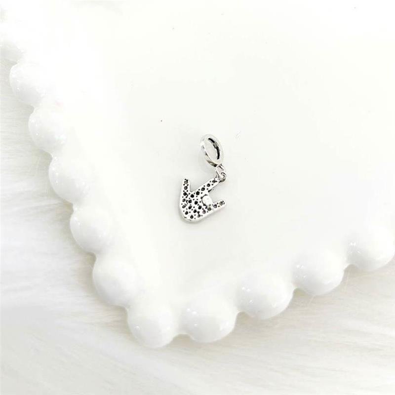 BERLOQUE PRATA 925 MÃOZINHA CRAVEJADA 