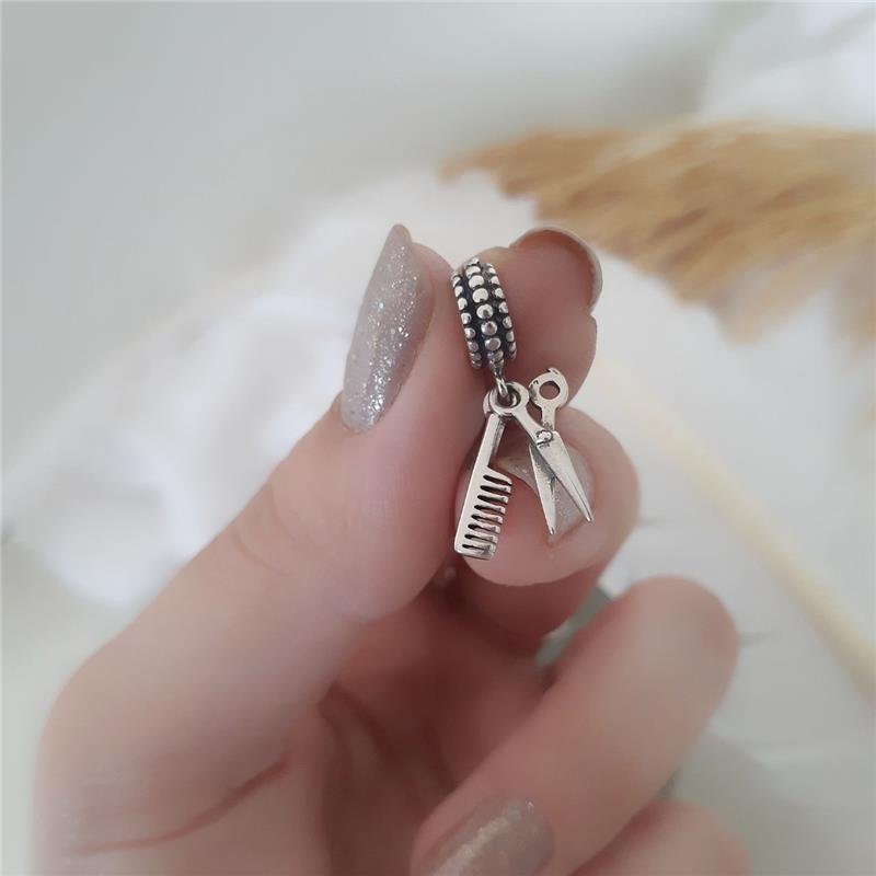 BERLOQUE PRATA 925 PROFISSÃO CABELEIREIRA TESOURA E PENTE