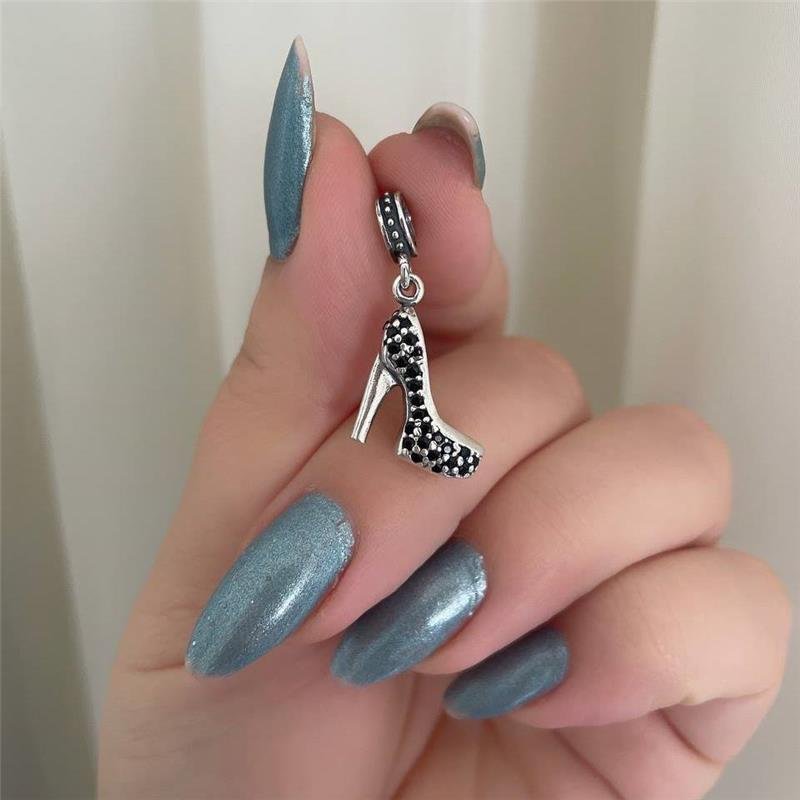 BERLOQUE PRATA 925 SAPATO SALTO CRAVEJADO DE ÔNIX