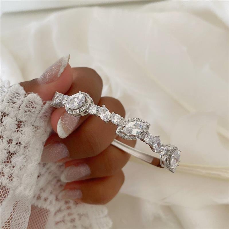 BRACELETE PRATA 925 COM PEDRAS ZIRCÔNIA