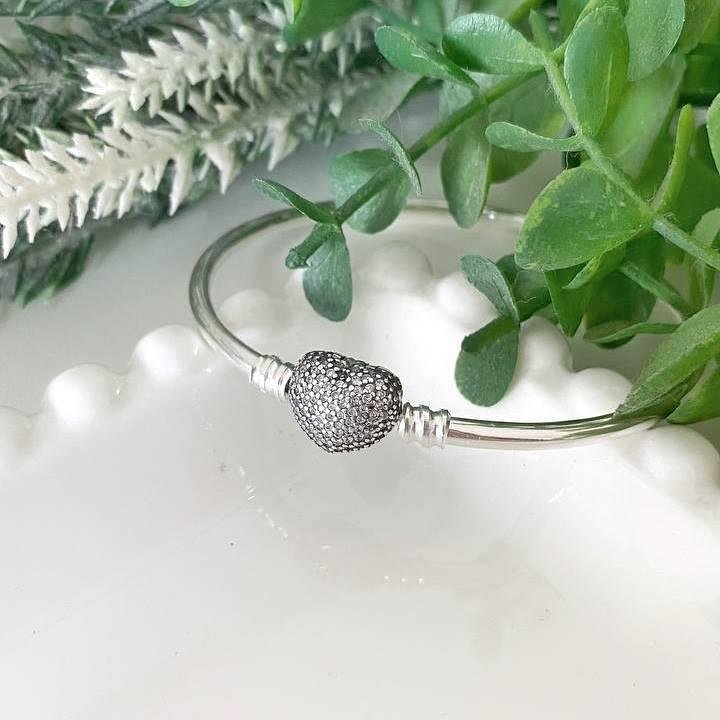 BRACELETE PRATA 925 FECHO CORAÇÃO COM PEDRA