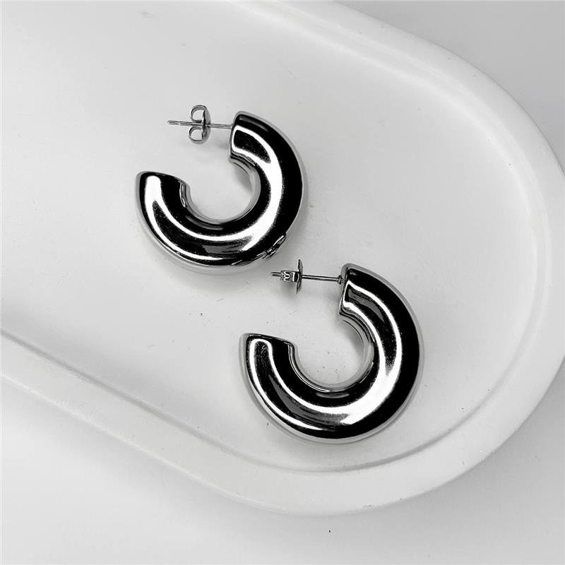 BRINCO AÇO INOX MEIA ARGOLA ABAULADA 'G'