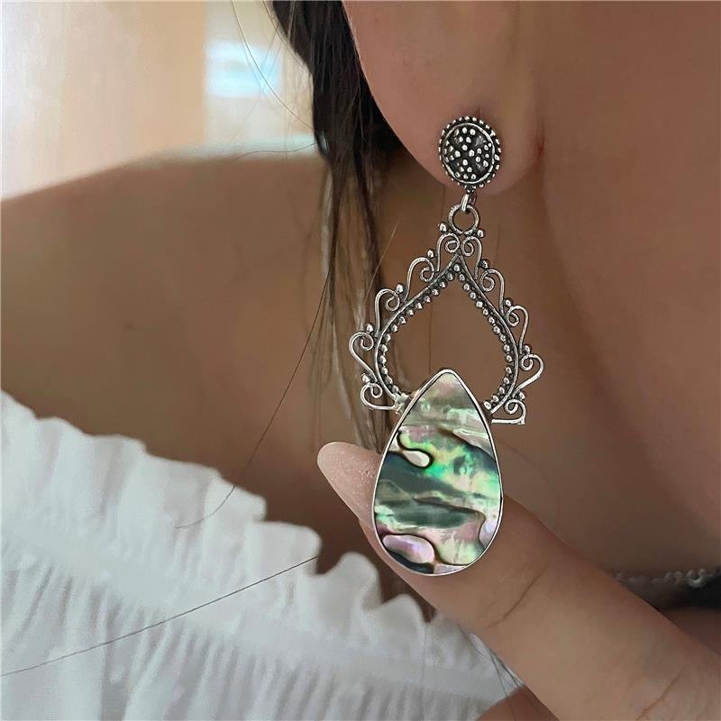 BRINCO PEDRAS NATURAIS GRANDE PENDURADO