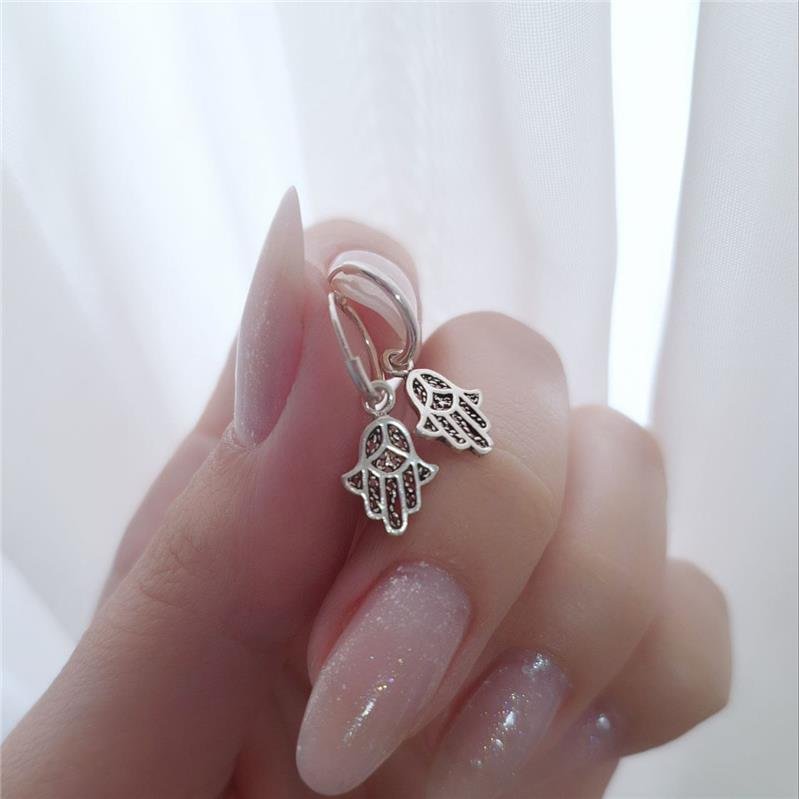 BRINCO PRATA 925 ARGOLA COM MÃO DE FATIMA PENDURADA