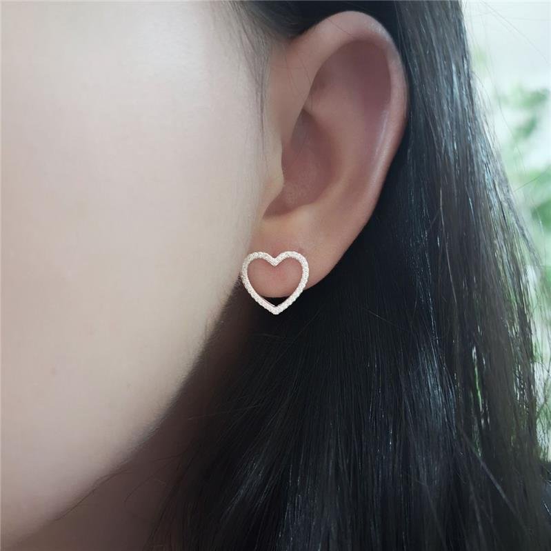 BRINCO PRATA 925 ARGOLA CORAÇÃO DUPLO CRAVEJADO