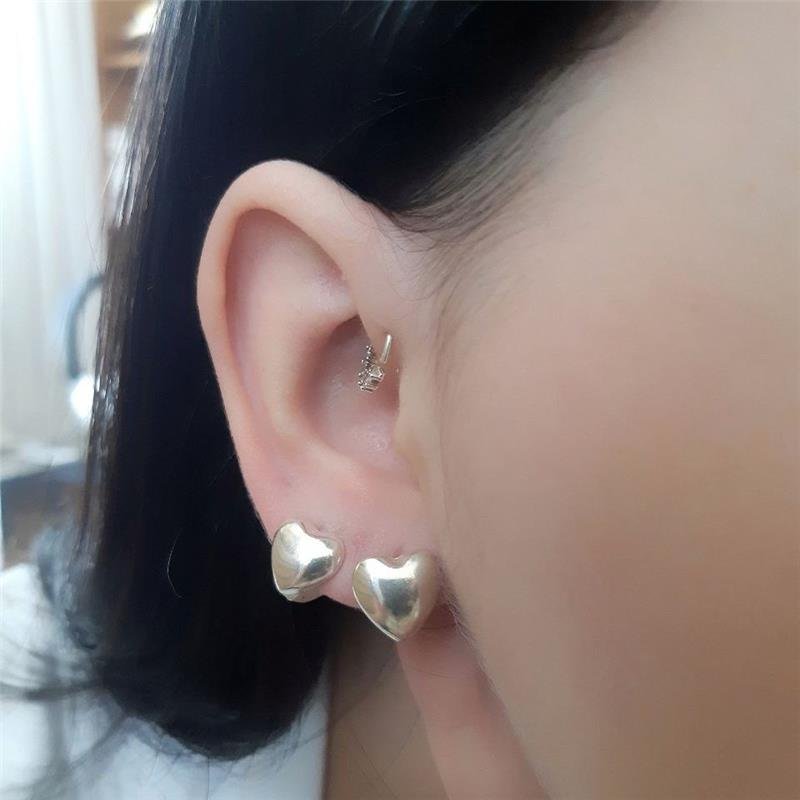 BRINCO PRATA 925 ARGOLA CORAÇÃO DUPLO MÉDIO