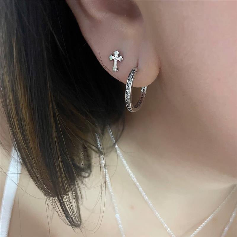 BRINCO PRATA 925 ARGOLA CRAVEJADA