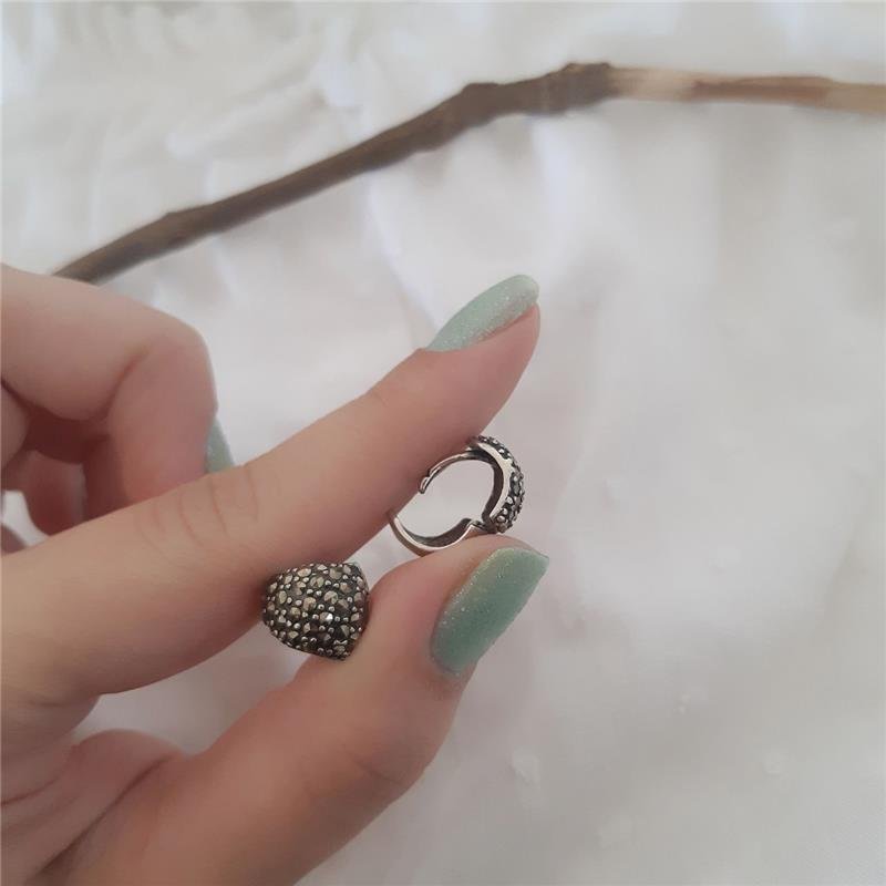 BRINCO PRATA 925 ARGOLA CRAVEJADA COM MARCASSITAS