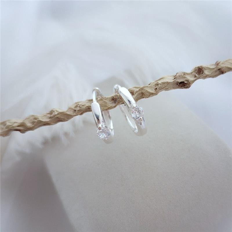 BRINCO PRATA 925 ARGOLA PEQUENA CRAVEJADA 1 ZIRCONIA