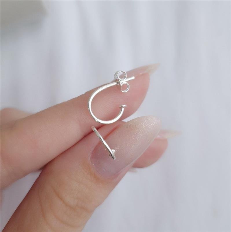 BRINCO PRATA 925 ARGOLA PEQUENA LISA ABERTA 