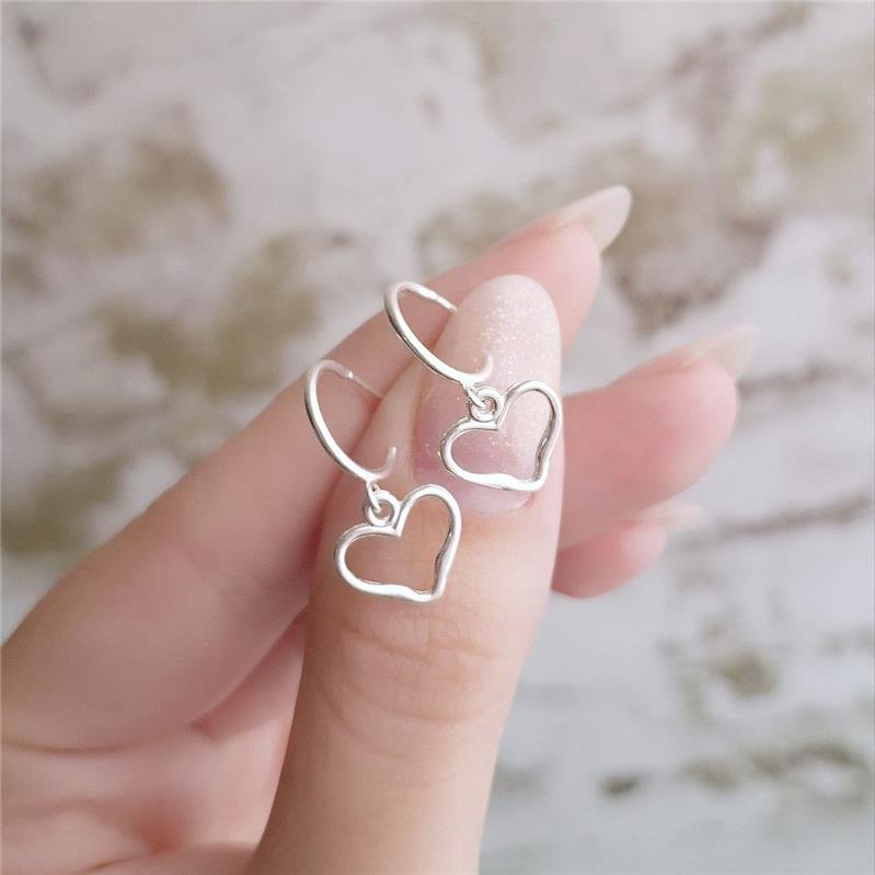 BRINCO PRATA 925 ARGOLA PINGENTE CORAÇÃO VAZADO