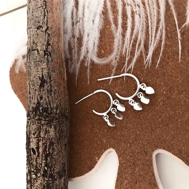 BRINCO PRATA 925 ARGOLA TRÊS CORAÇÕES PEQUENA