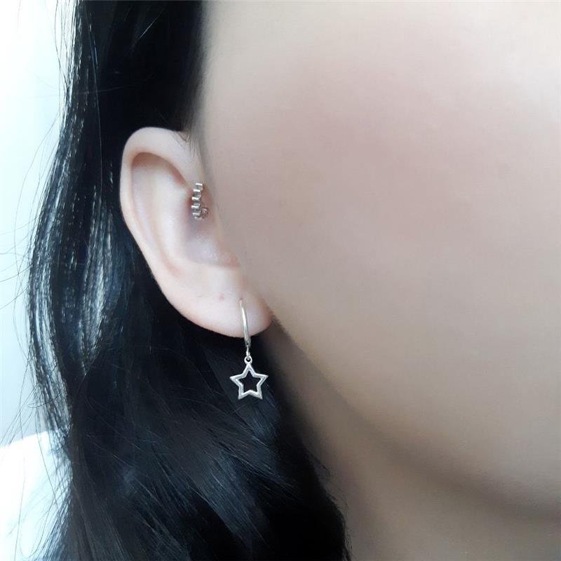 BRINCO PRATA 925 ARGOLINHA COM ESTRELA PENDURADA