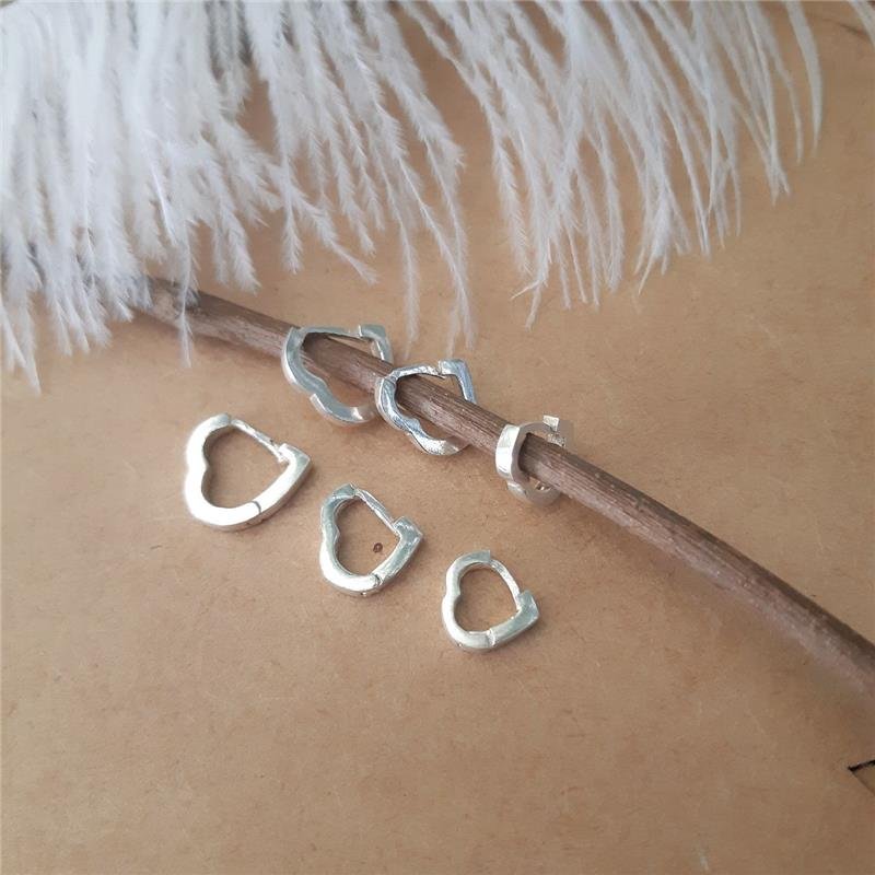 BRINCO PRATA 925 ARGOLINHA CORAÇÃO LISO GRANDE