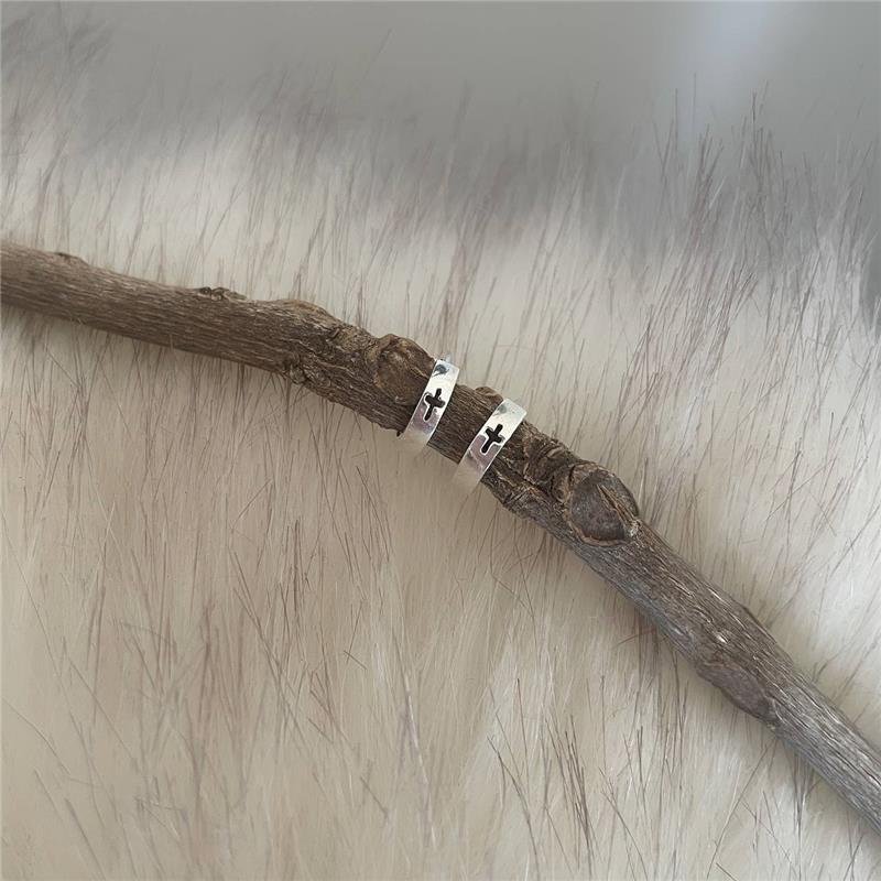 BRINCO PRATA 925 ARGOLINHA GRANDE CRUZ VAZADA