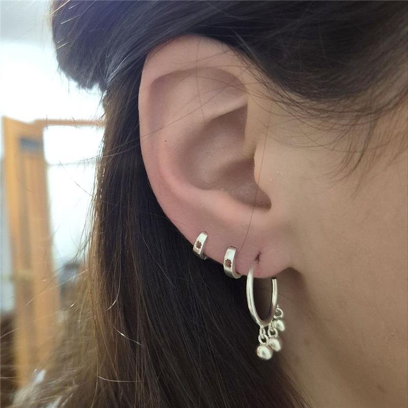 BRINCO PRATA 925 ARGOLINHA MÉDIA TREVO VAZADO