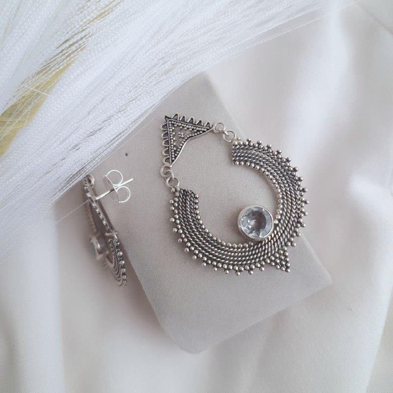 BRINCO PRATA 925 BALI ARREDONDADO CRISTAL AZUL LINHAS CORDA ROCOCO BASE TRIÂNGULO