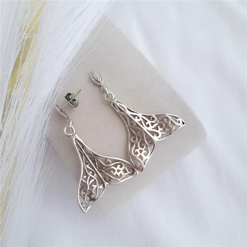 BRINCO PRATA 925 CAUDA DE SEREIA TRABALHADA PENDURADA