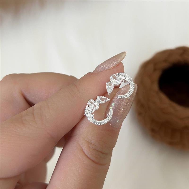 BRINCO PRATA 925 CIRCULO COM ZIRCÔNIA CRAVEJADO