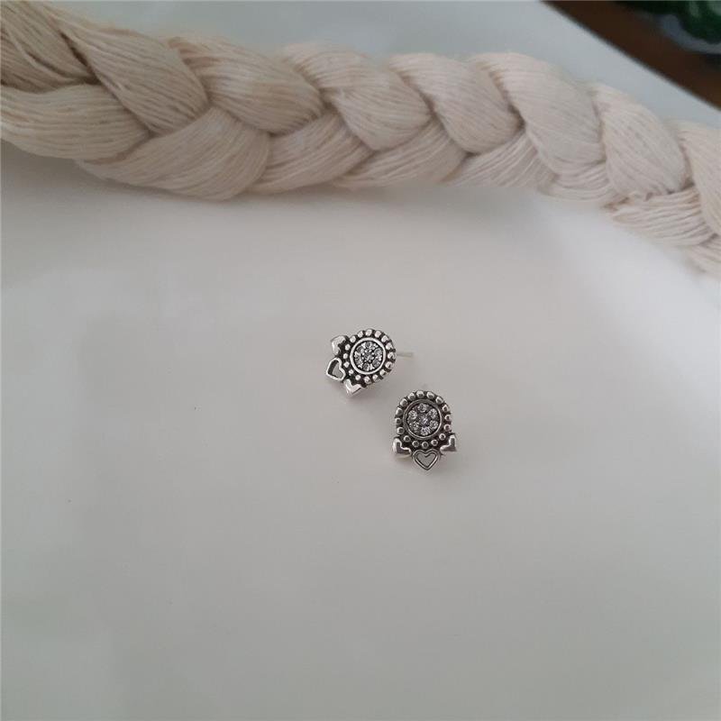 BRINCO PRATA 925 CÍRCULO CRAVEJADO COM ZIRCÔNIA E COM CORAÇÕES 