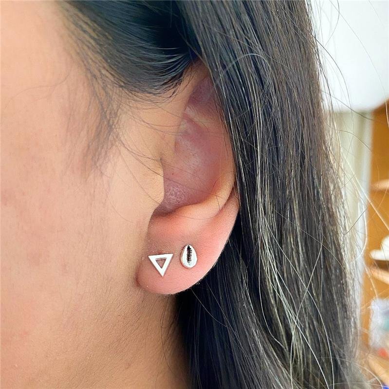 BRINCO PRATA 925 CONCHA BÚZIO