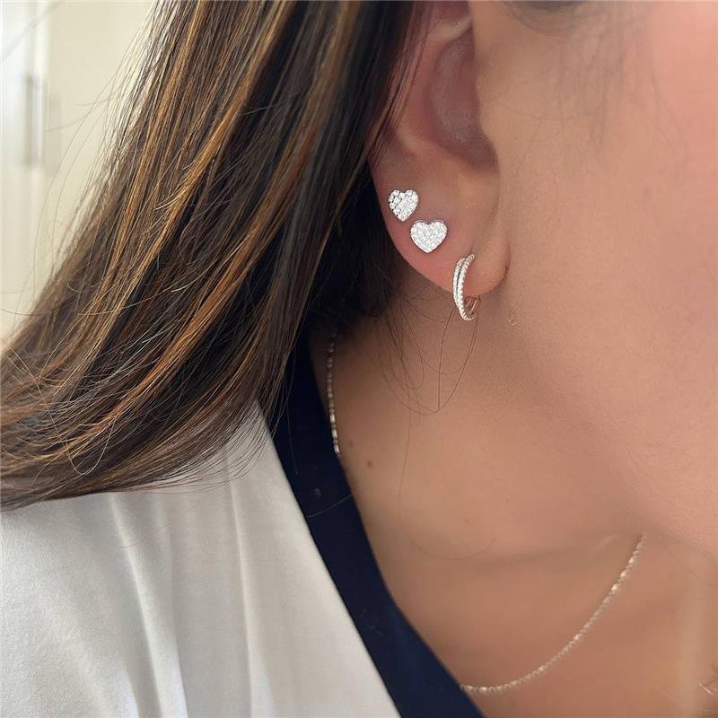 BRINCO PRATA 925 CORAÇÃO CRAVEJADO MÉDIO